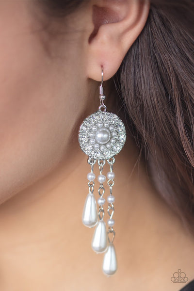 Paparazzi Dreams Can Come True White Earring Bling Pearl