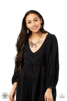 A Fan of the Tribe Necklace Paparrazi Accessories