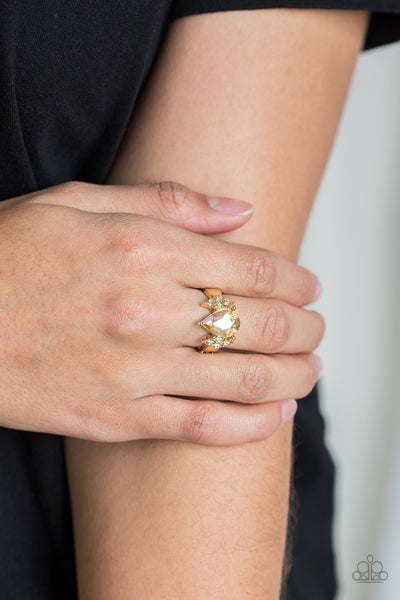 Yas Queen - Gold Bling Ring Stretch Paparrazi Accessories
