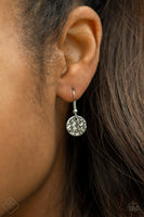 Spotlight Ready - Silver necklace Paparrazi Accessories FF 2/2021