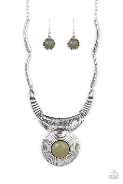 EMPRESS-ive Resume Green Olive Necklace Paparazzi