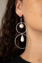 Paparazzi Accessories Earring Cultured in Couture Gold Pearl